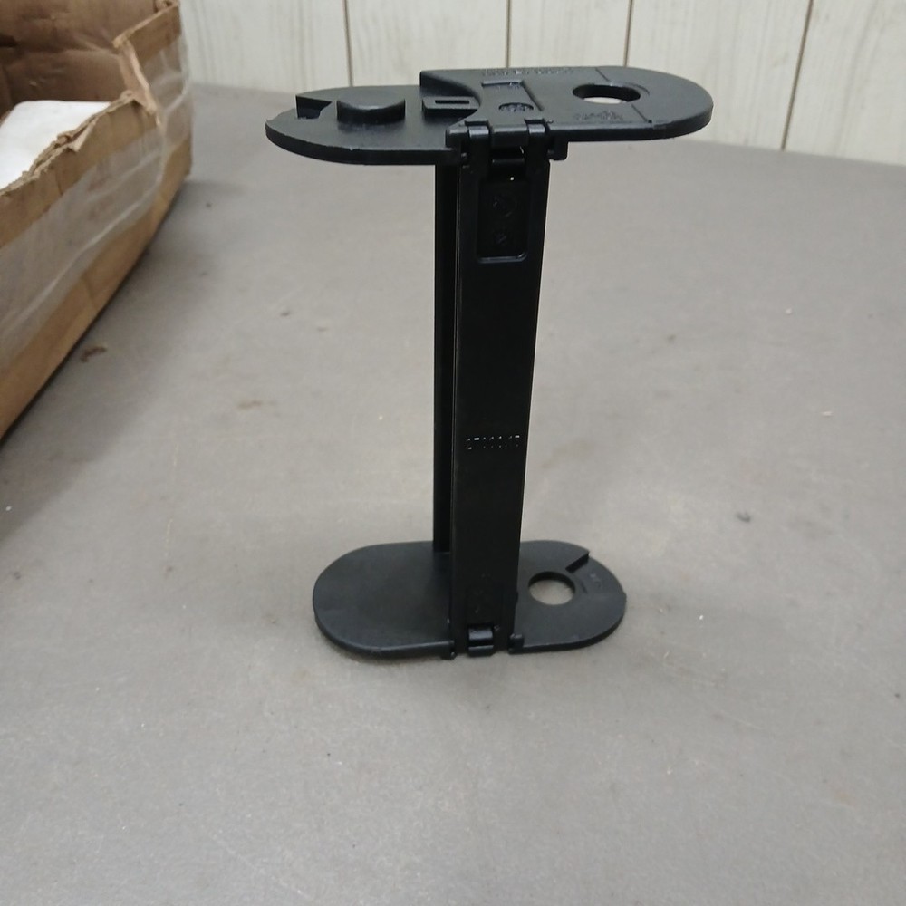 NiftyLift P28093 Tracking Link (Includes Crossbar)