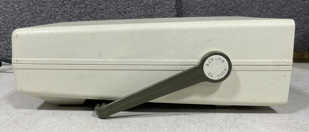 HP 5315A 100 MHz Universal Frequency Counter