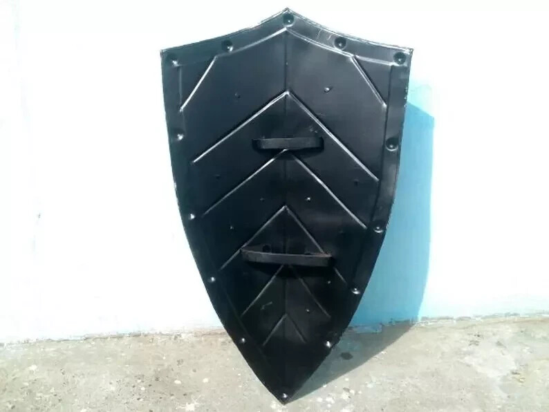 Medieval Leaf Design Pointed Shield LarpReenactment Cosplay Heater Shield Battle
