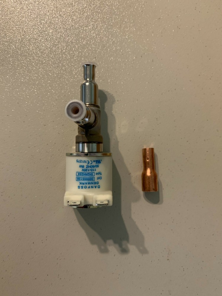 Manitowoc Solenoid Valve 000007033