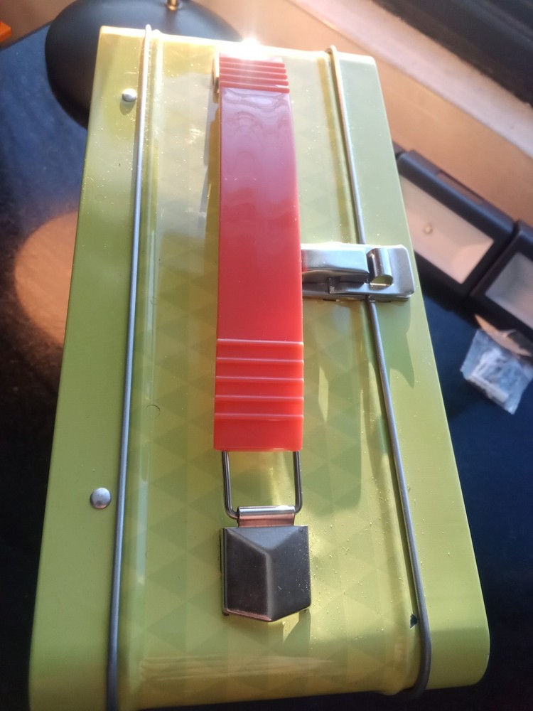 Metal Lunchbox No Prob-Llama :Nice!