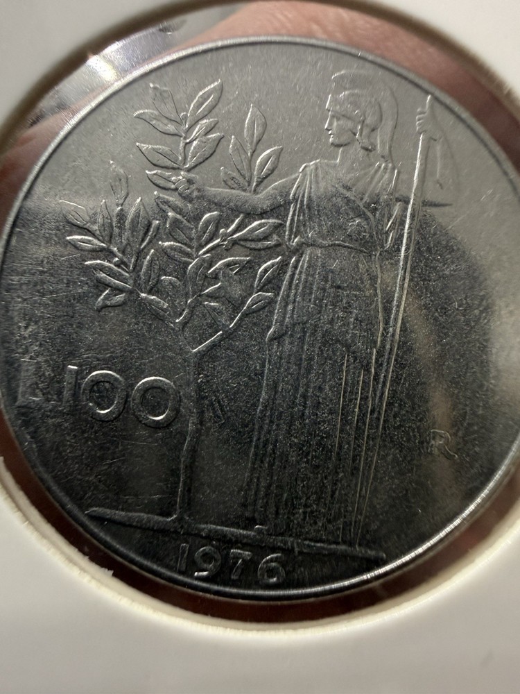 1976 Italy 100 Lire Coin - AU