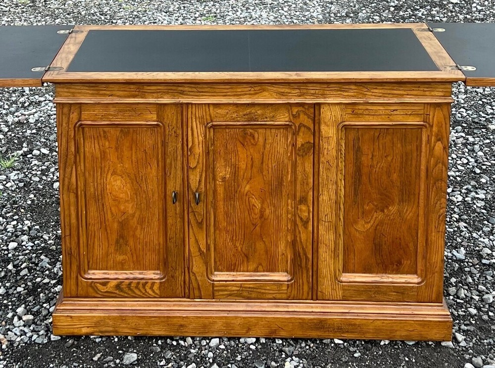 Henredon Artefacts Traditional Oak Rolling Flip Top Server