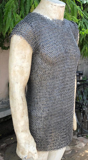 9mm Sleeveless Chainmail – Flat Riveted Flat Washer Shirt