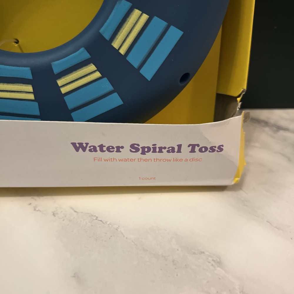 Water Spiral Toss