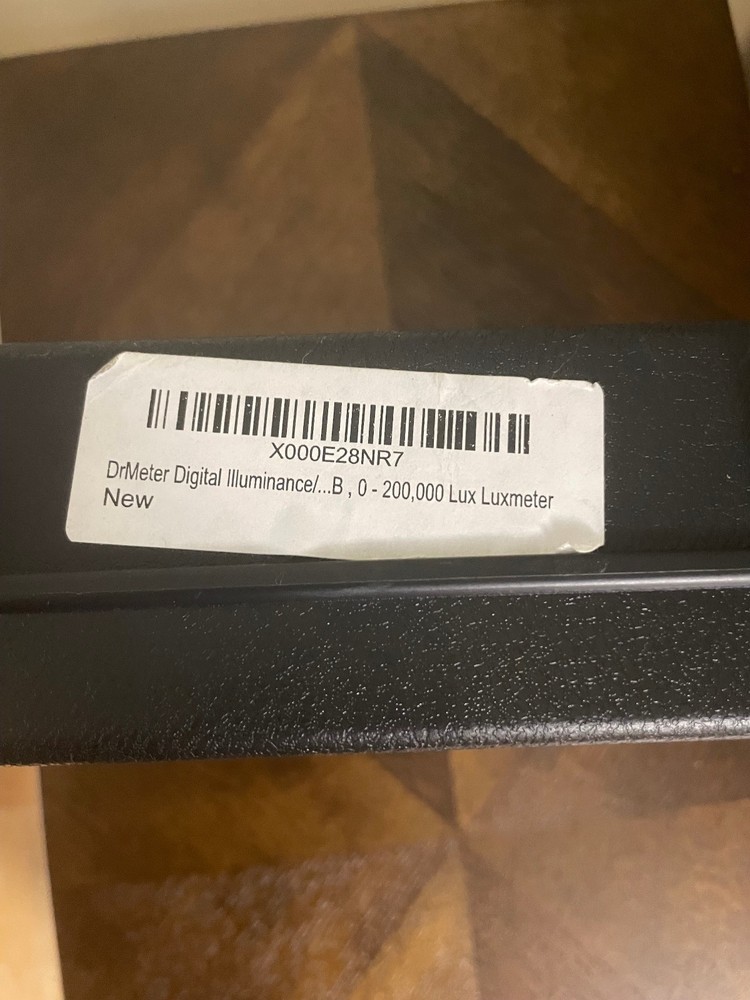 Digital Lux Meter LX1330B