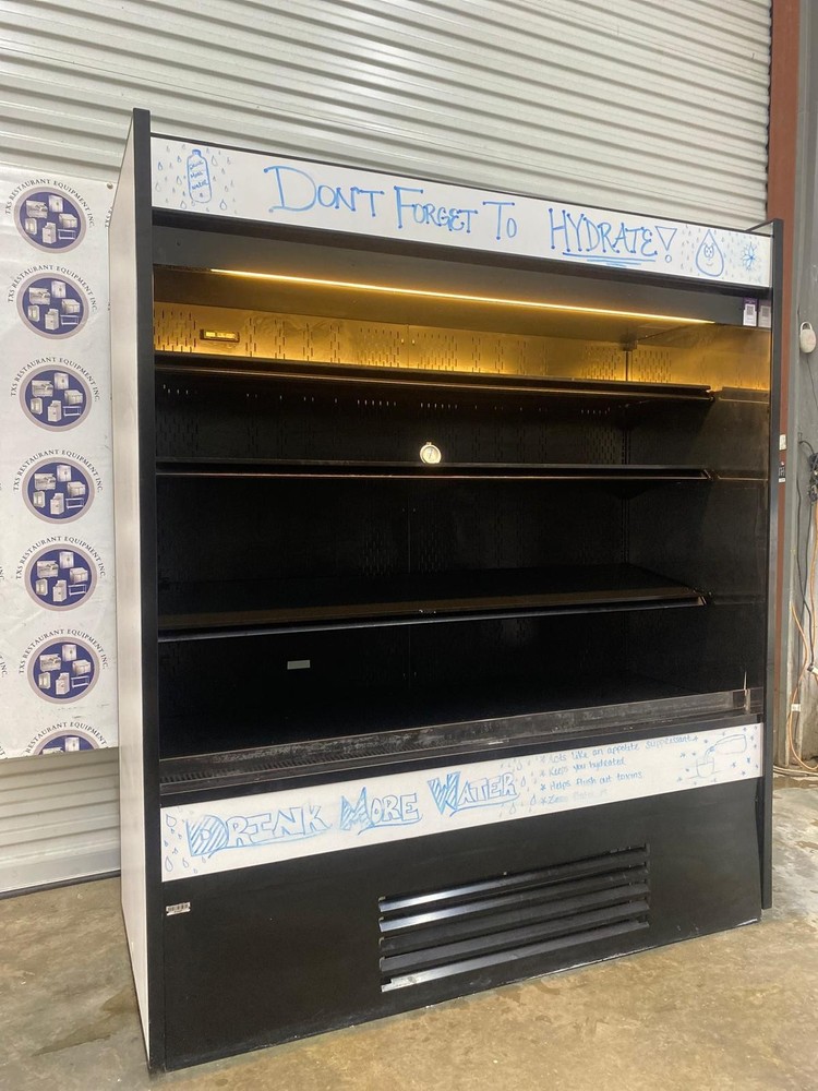 Structural Concepts B7132 Oasis 71"  Merchandiser open cooler