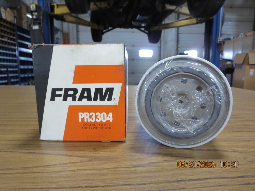PR3304 Coolant Filter NOS(New Old Stock)