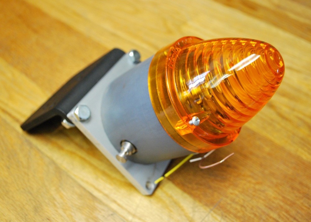 E0229 Lighted Pull Switch WO/ Brad and Ring - NEW