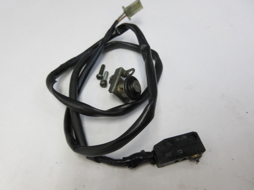 2000 Suzuki VS1400 VS 1400 Intruder brake switch