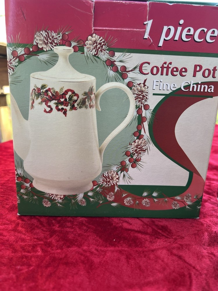 Fine China Christmas Set