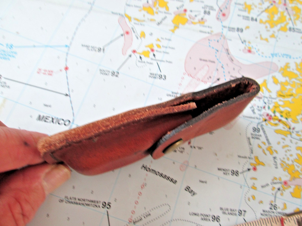 Small CUTCO Leather Folding Knife Sheath **NO KNIFE**