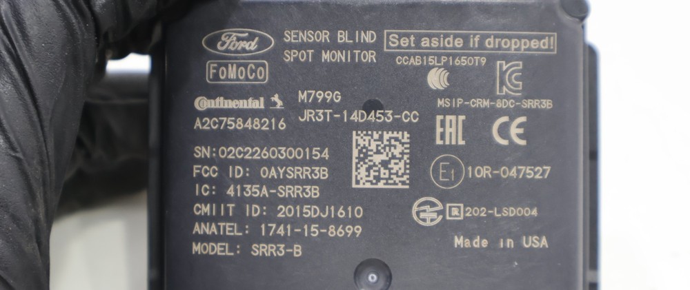 2018 - 2023 FORD MUSTANG REAR RIGHT SIDE BLIND SPOT RADAR SENSOR MODULE OEM