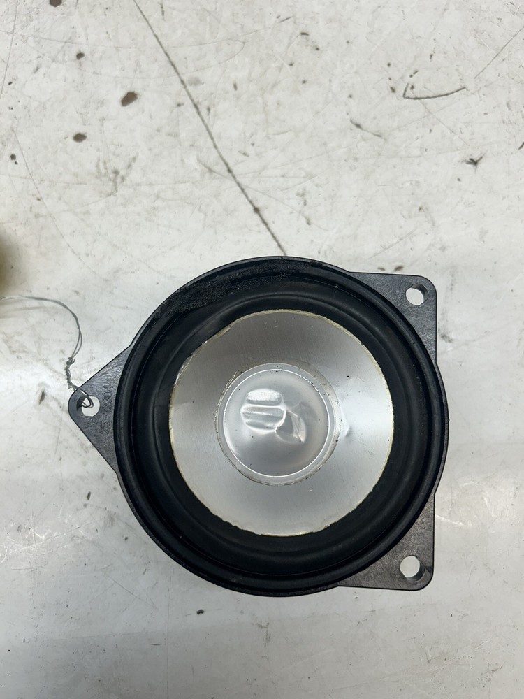 2004 BMW 545I Speaker 2004