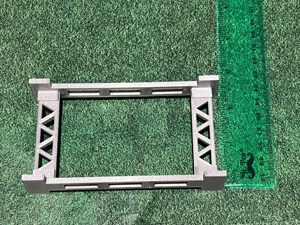 O Scale 12 Piece Graduated Trestle Set Compatible with All Track Types