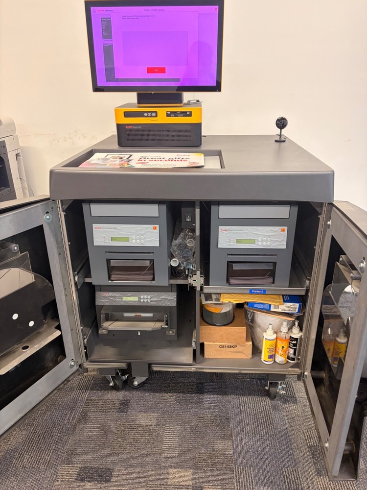Kodak moments picture kiosk