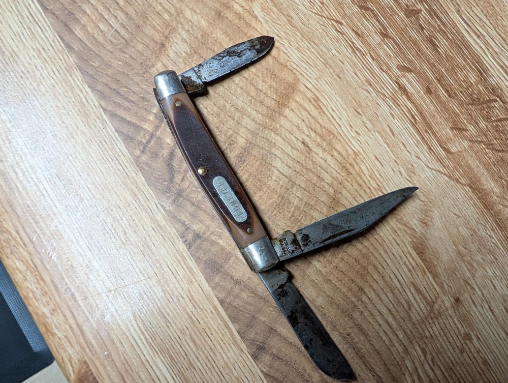 OLD TIMER Folding Pocket Knife with Multiple Blades