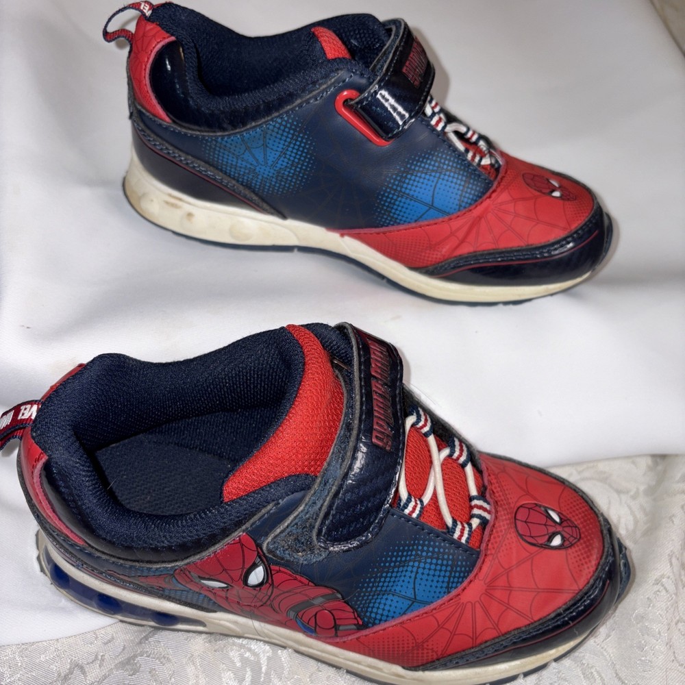 Size 13 Spiderman Light-up Shoe