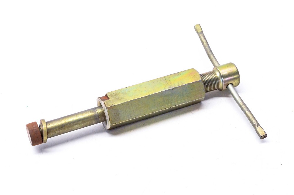 Bombardier 529036002 Axle Pin Puller