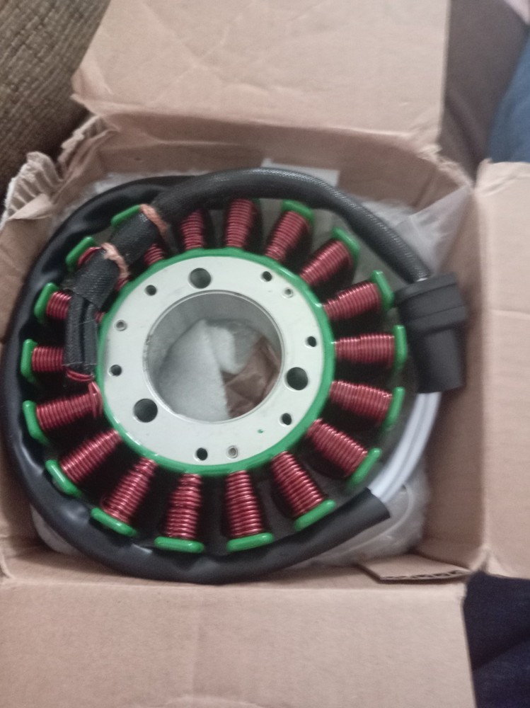 Generator Suzuki Gxr600 K1