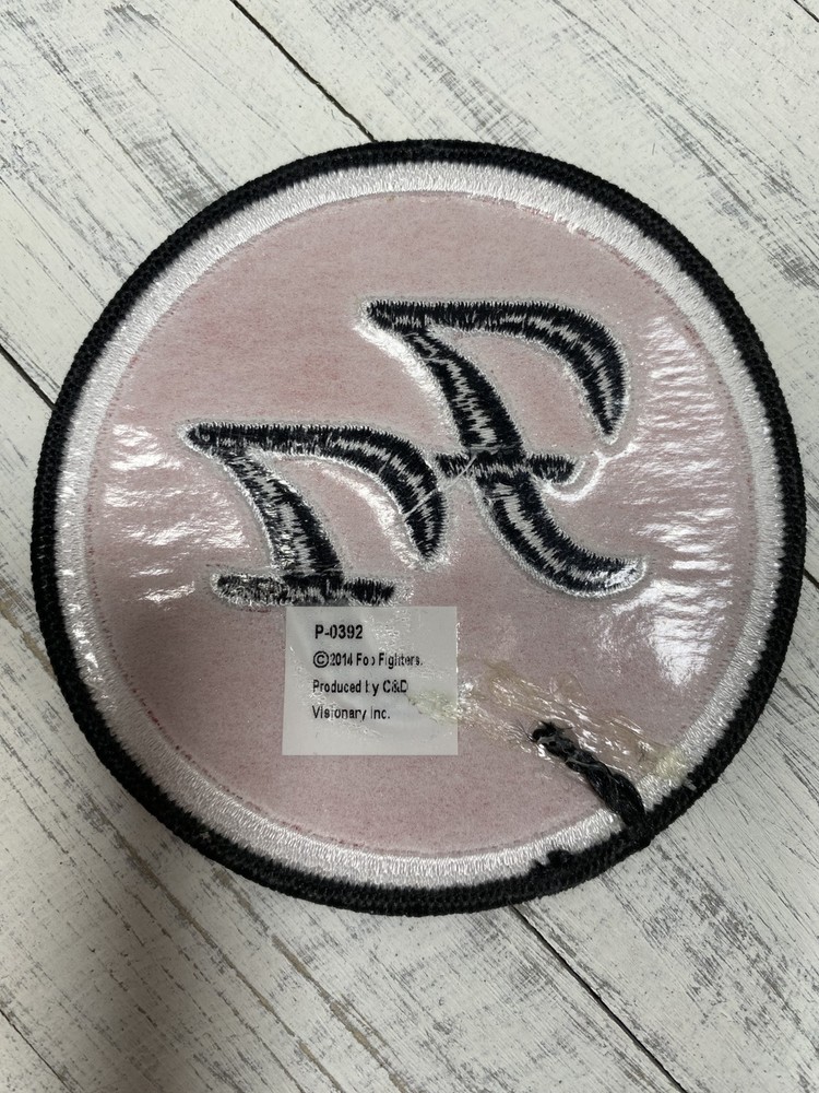 Foo Fighters FF Red & Black Logo 3 1/2 Inch Iron On Patch, Round, 2014
