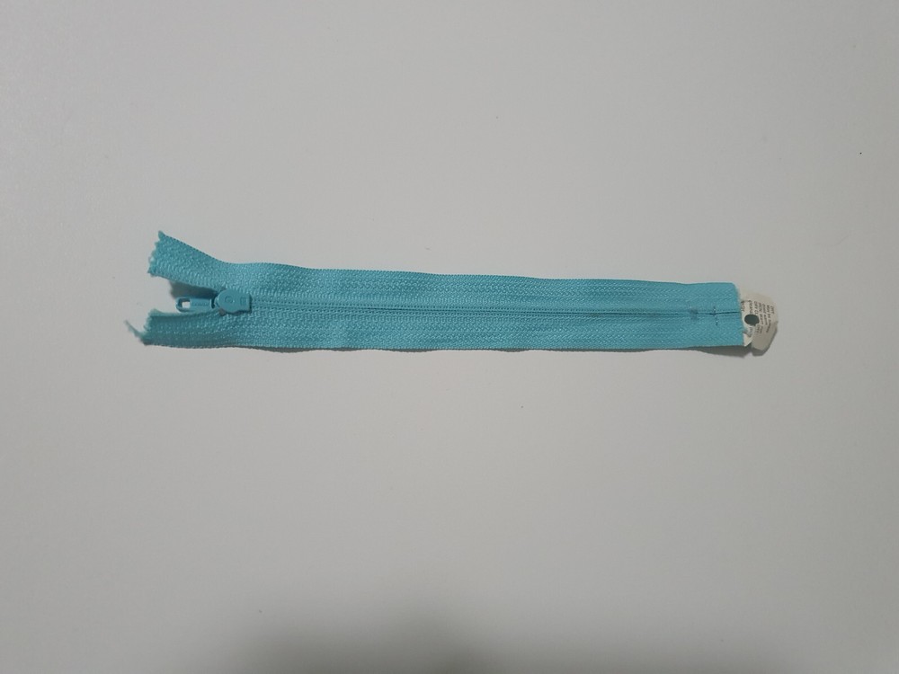 aero vintage zip blue 18cm