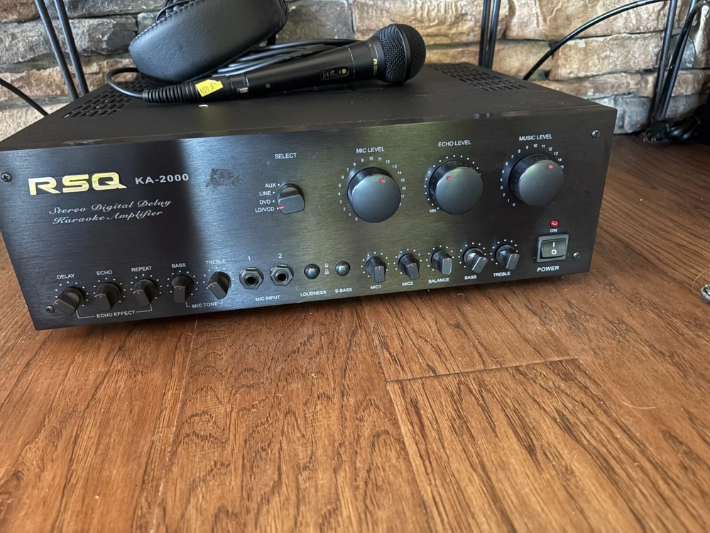 RSQ K-2000 Stereo Digital Delay Karaoke Amplifierr