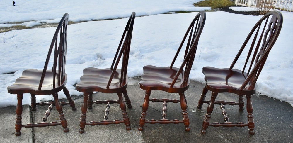 VTG. E.R.Buck Americana Style Maple Windsor Dining Chairs