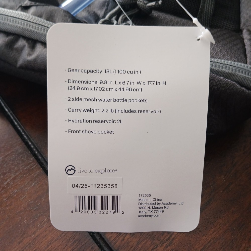 Magellan Outdoors Hydration 18lt backpack. NEW