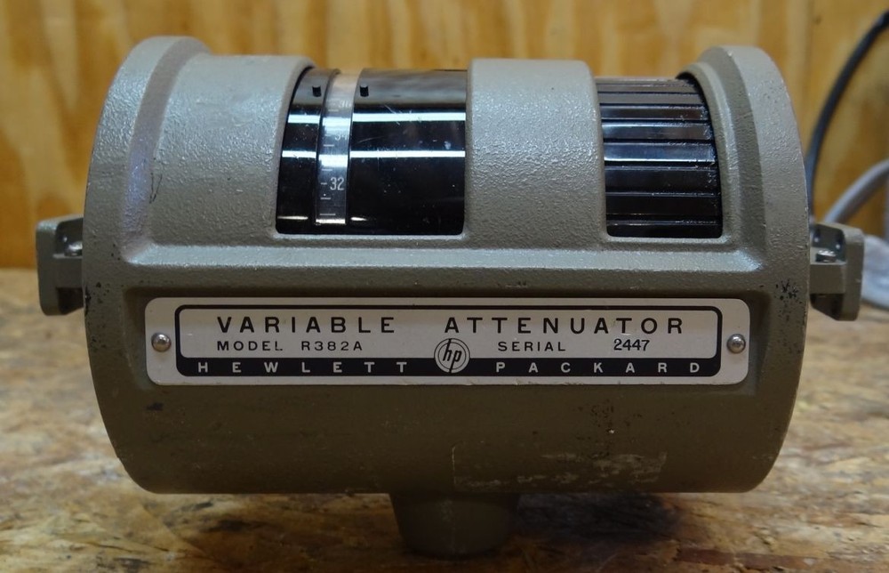HP VARIABLE ATTENUATOR MODEL R382A