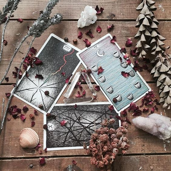 Same Day *QUICK* Tarot Reading 1 question -3 Cards