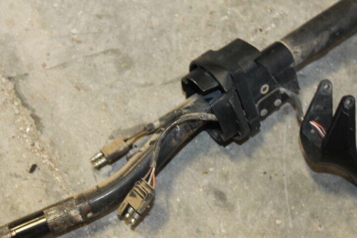 1999 POLARIS RMK 700 HANDLEBARS HANDLE BARS #18342