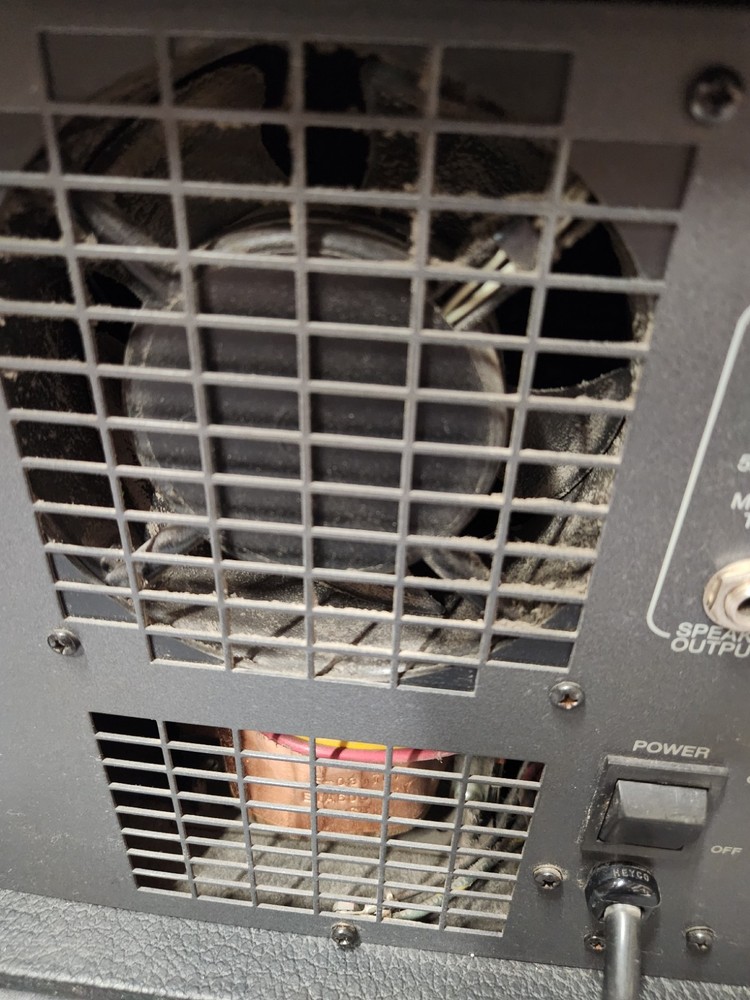 Fender SR6520PD Powered Mixer, TESTED/VG+