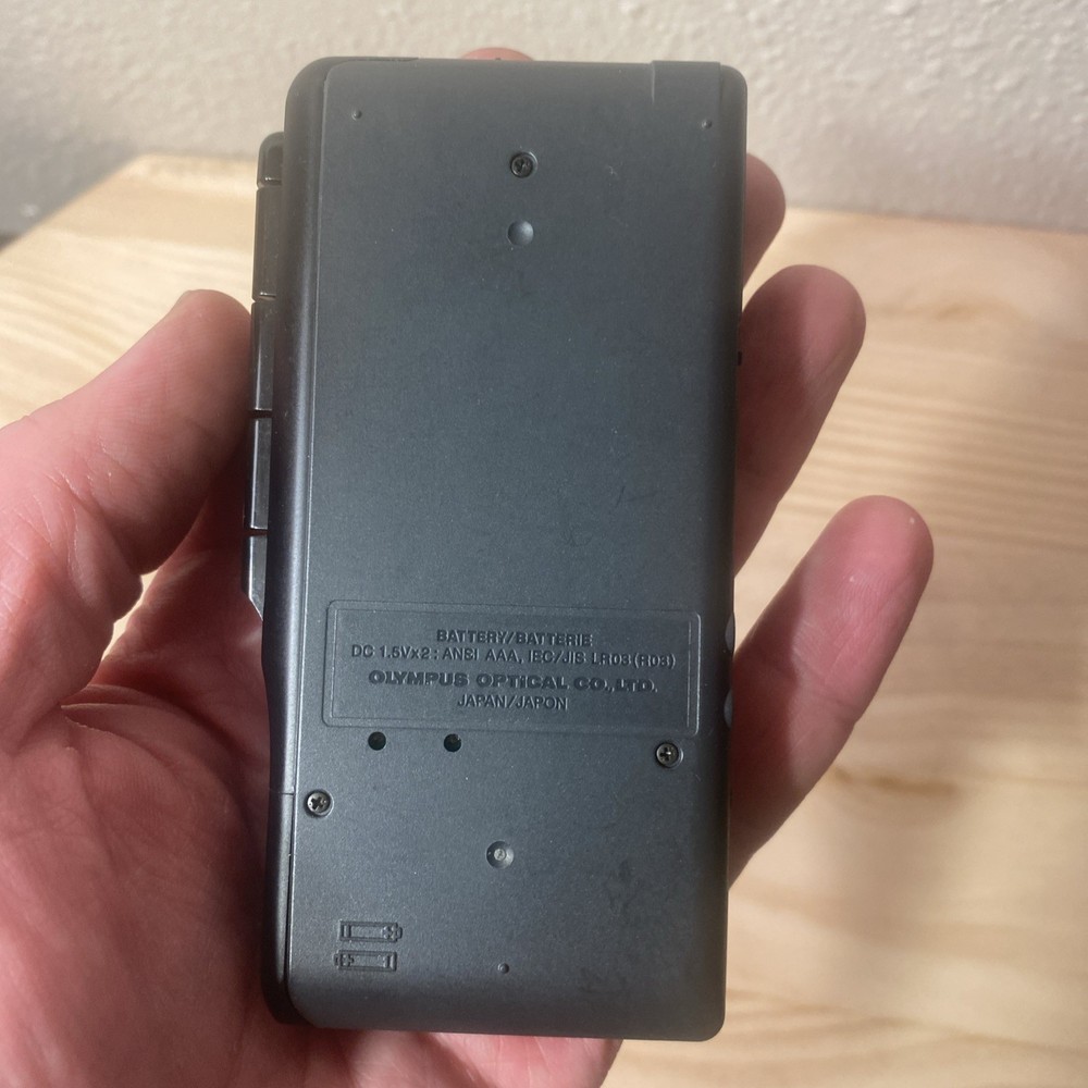 Olympus Pearlcorder L150 Microcassette Recorder