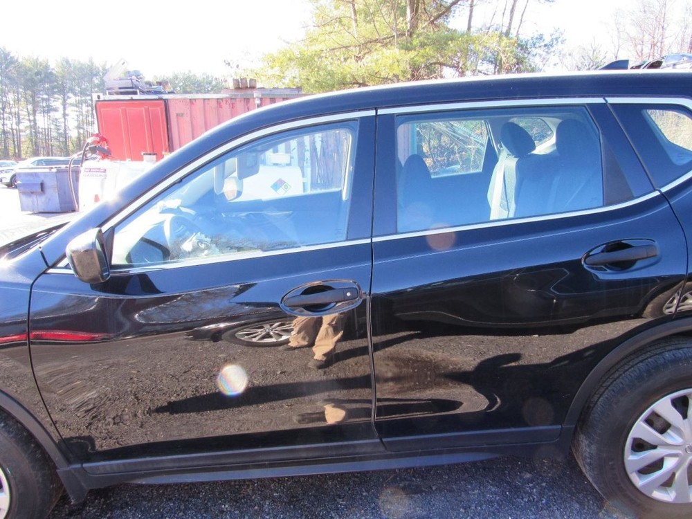ROGUE 2019 Glove Box 1101389
