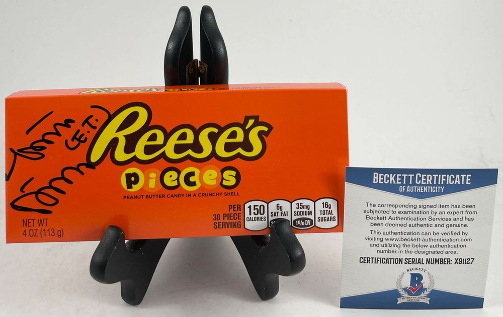Matthew De Meritt Signed Reese's Pieces Candy Box E.T. Autograph Beckett BAS COA