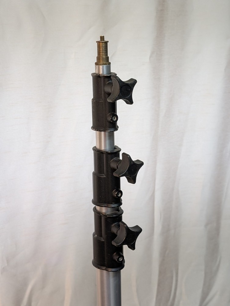 Bogen/Manfrotto 3078 (004) Retractable 13' Pro Light Stand, 4 Section