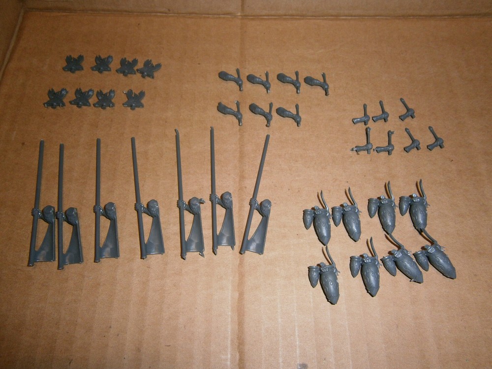 Empire Musician various bits x37 - drums, drum sticks, emblems, staffs