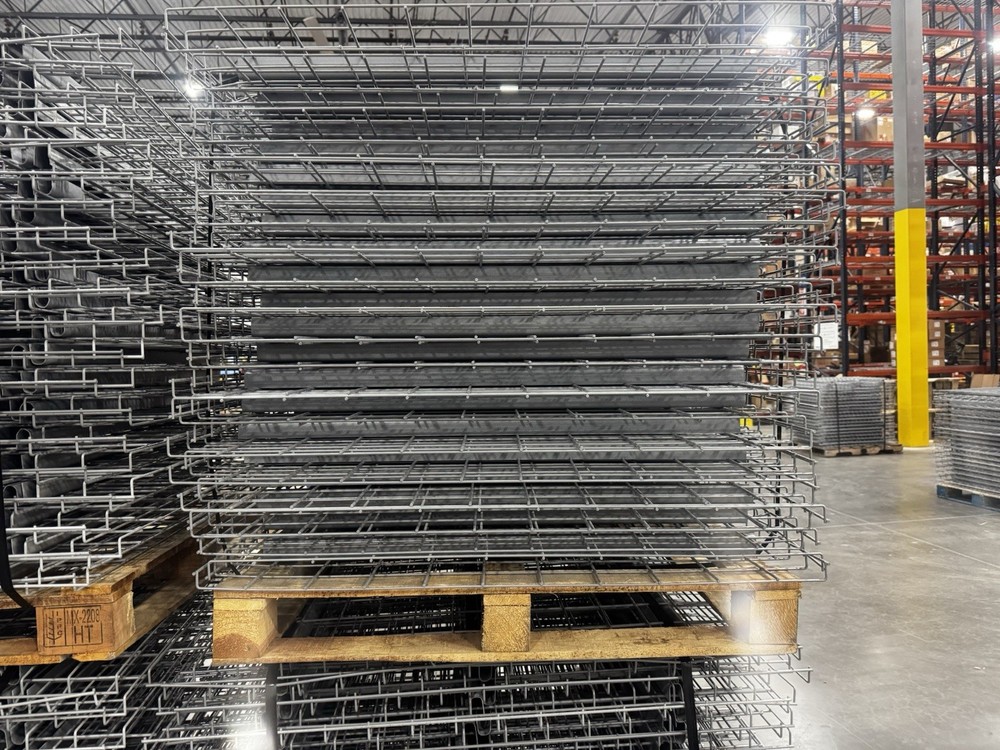42” X 46” Wire Decks 3 Channel 2,200# Cap