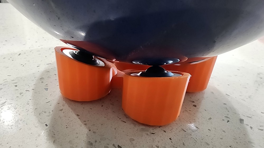 Bowling Ball Spinner Cup - Apple Green