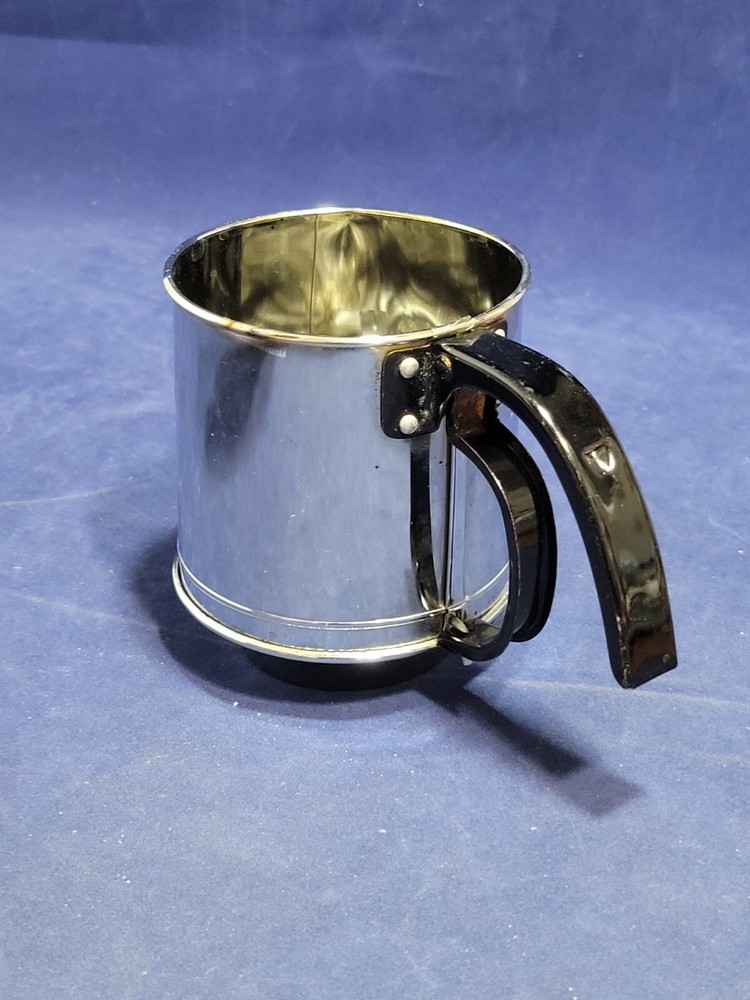 Vintage Stainless Steel Hand Held Flour Sifter With Pull Handle, 1 Cup