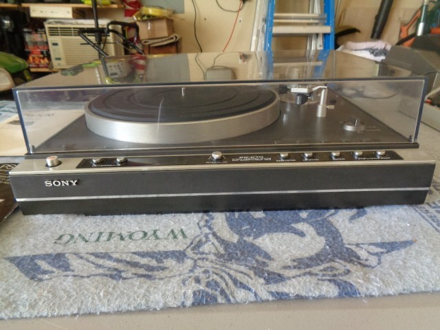 Sony PS - X70 Audio Stereo Turntable System