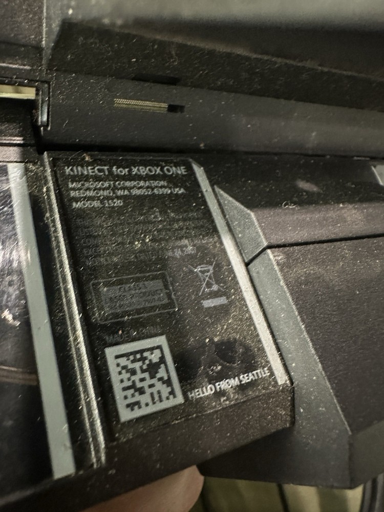 Xbox Kinect Sensor USB Lego Pad Controller BUNDLE LOT Xbox 360 Video Game