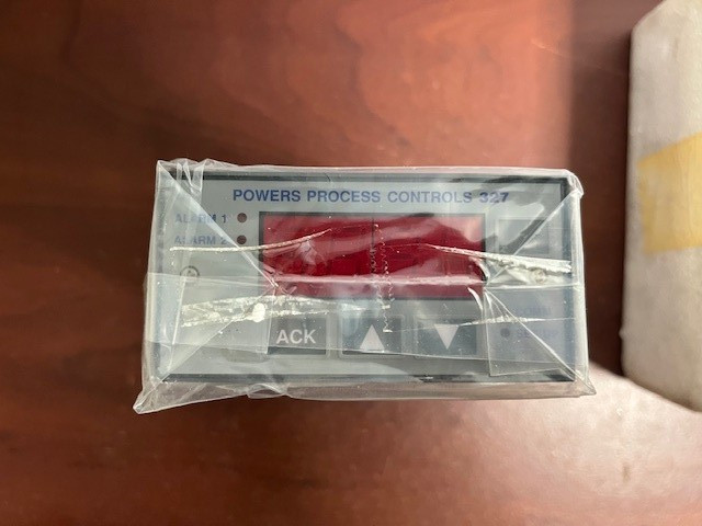 POWERS PROCESS CONTROLS 327-B000 300 SERIES DIGITAL RTD 120V 4 DIGIT INDICATOR
