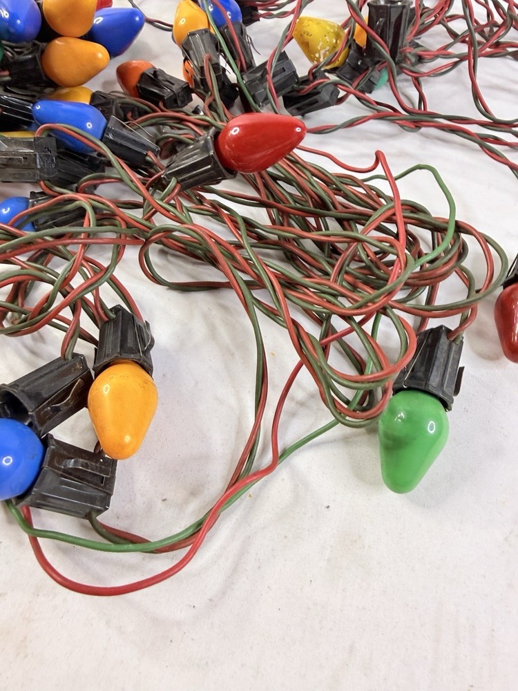 24+Light String Vintage Working Red Green Wire Bulbs Clip On Sockets