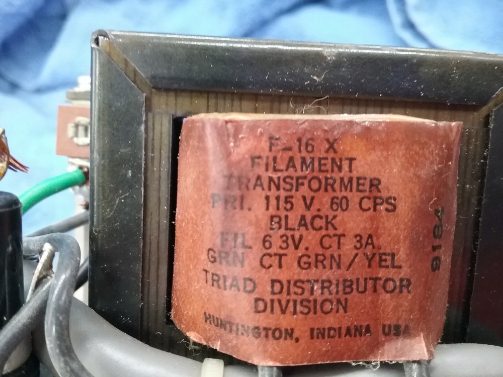 1 (COLLINS RADIO GROUP UNIT) Deviation Calibrator 70D2-2 MW