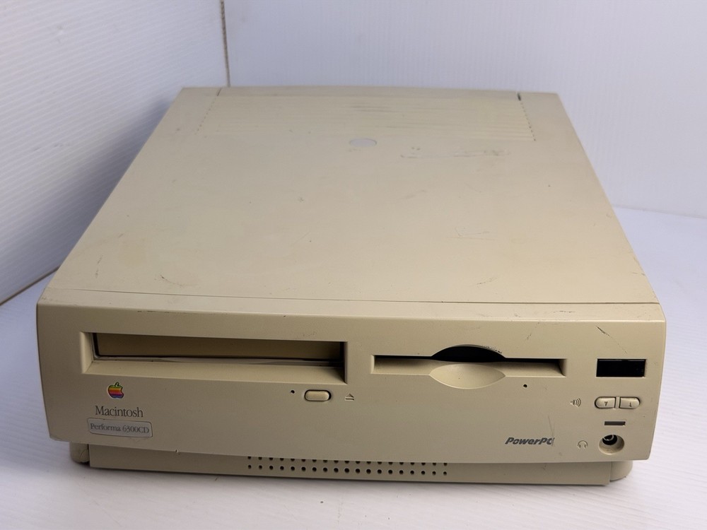 Apple Macintosh Performa 6300CD M3076 Powers On CD Drive Stuck AS-IS