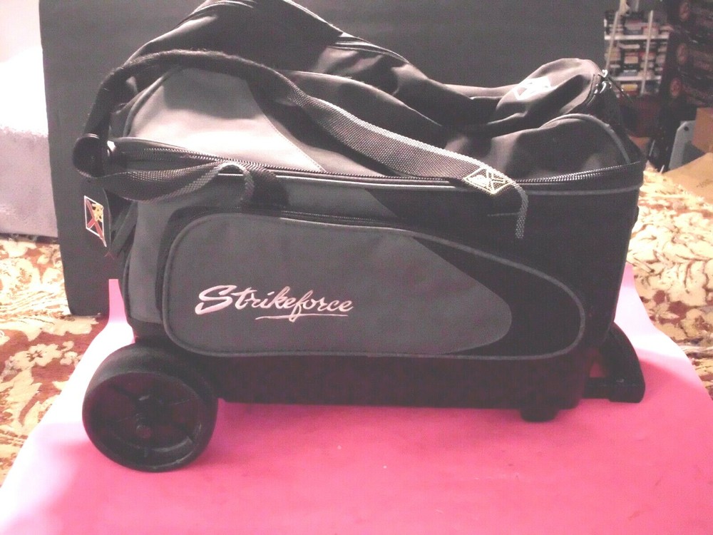 BOWLING BAG STRIKEFORCE DOUBLE BAG  CRUISER   GREAT CONDITION