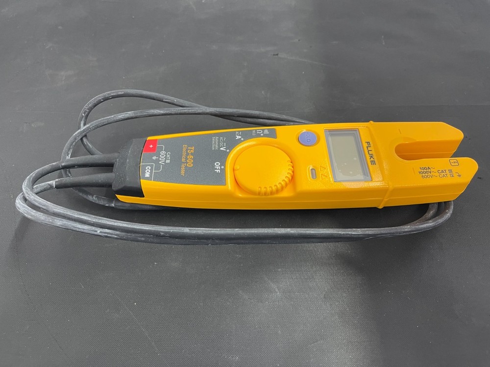 Fluke T5-600 Electrical Voltmeter, Continuity and Current Tester - Open Box