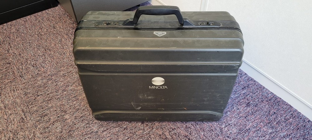 Minolta Chroma Meter CR-210 with Hard Case